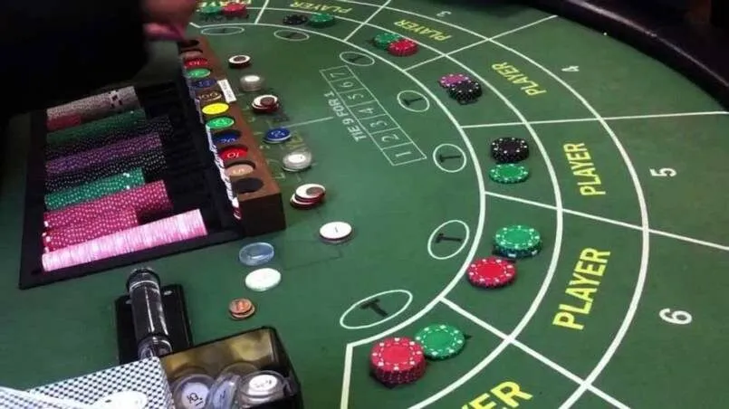Hướng dẫn cách chơi Baccarat dành cho người mới chơi 3 Hướng dẫn cách chơi baccarat mà những người chơi nên biết